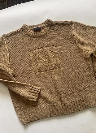 Теплий светр вільного крою