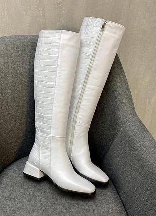 Вишукані білі чоботи belucci натуральна шкіра під крокодил зима демі 36-41