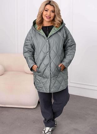 Жіноча курточка