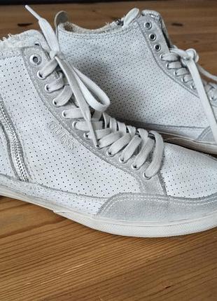 Ботинки кожаные guess р 44- 29см утеплённые👍ц 1800 гр🌸