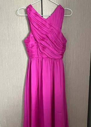 Красива сукня святкова