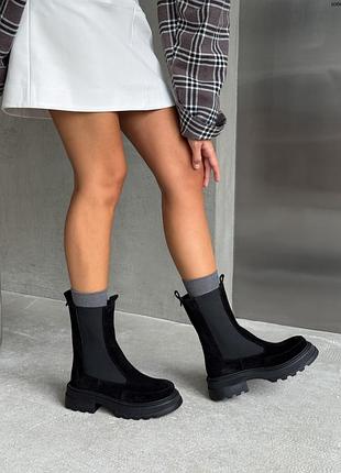 Жіночи черевики челсі