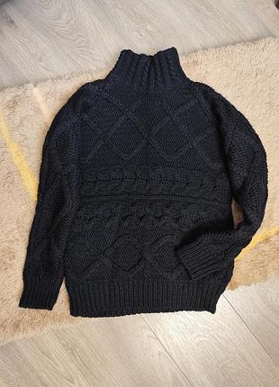 Теплый свитер итальянского бренда stefanel