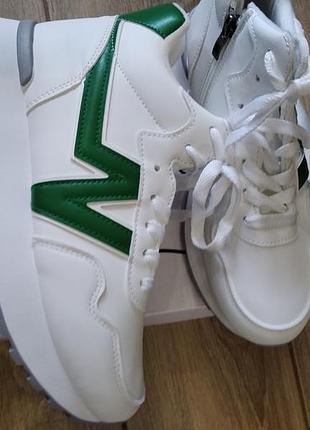 Женские ботинки р37,5 38