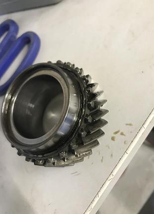 Бу шестерня 4-й передачи 29 зубов renault 7700864003 , 7700718961 laguna megane kangoo