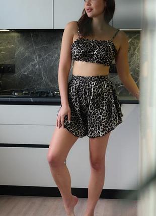 Женская пижама: короткий топ + мягкие шорты в черном, белом или леопард цветах из 100% натуральной ткани