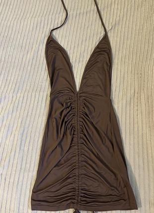 Літня сукня на завʼязках з оголеною спинкою