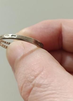 Серебряное кольцо с камнем 7