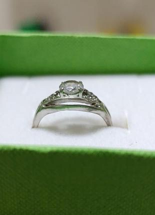 Серебряное кольцо с камнем 8