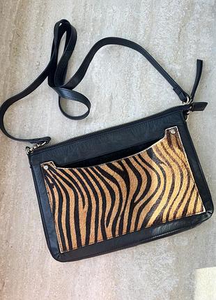 Шкіряна сумка з шерстю зебра