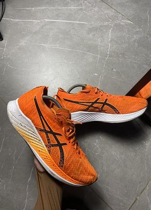 Кросівки бегові asics magic speed