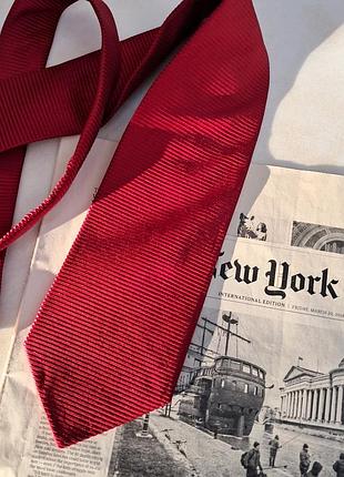 Стильна червона краватка toni gard унісекс