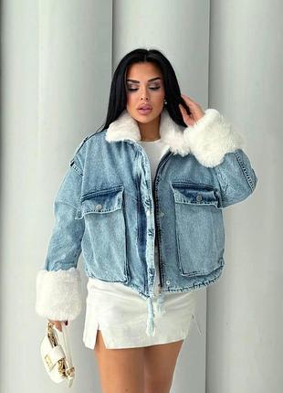 Класна джинсова курточка