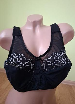 Бюстгальтер мягкий без косточки