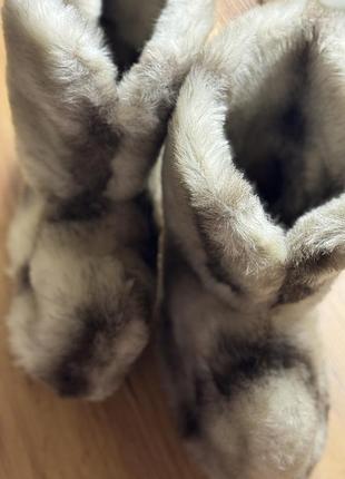 Капці кролика домашні