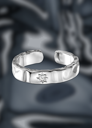 Серебристое колечко со звездой и кристаллом унисекс волнистая форма минималистичный y2k стиль фэнтезийное