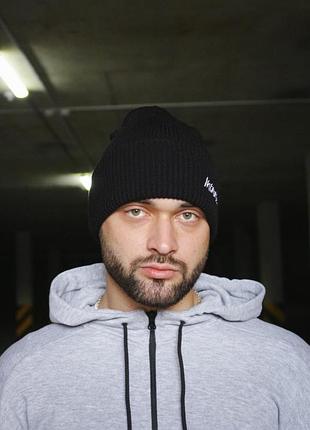 Шапка intruder