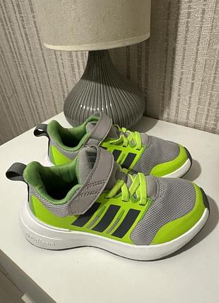 Кросівки на хлопчика