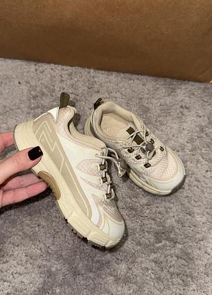 Кросівки термо zara 24 розмір водовідштовхуючі