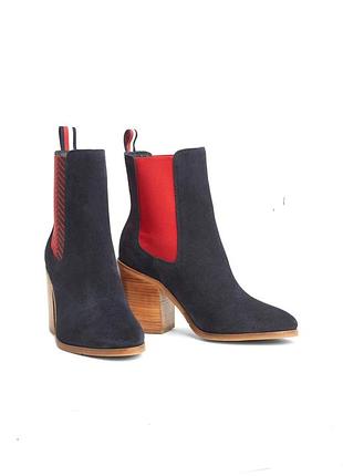 Замшевые ботинки. черевики tommy hilfiger