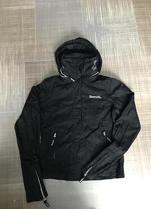 Жіноча куртка вітровка xxs bench