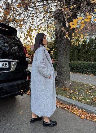 Пальто жіноче.
відміна якість пошиття