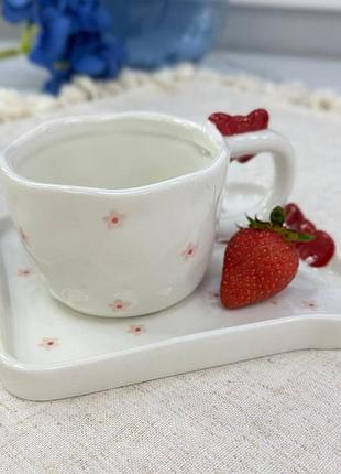 Чашка с блюдцем красные банты 220 мл