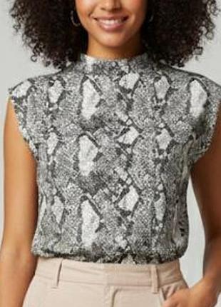 Топ в тваринний принт, зміїний принт, рептилія