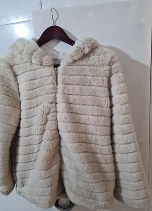 Шубка искусственная на девочку 11 - 12р.