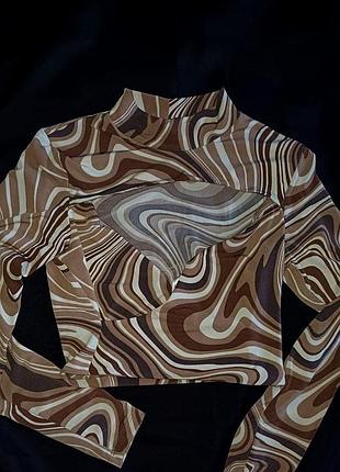 Топ с длинными рукавами