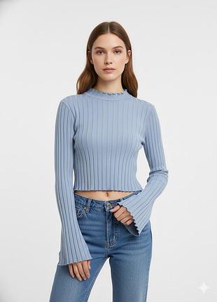 ✨ продам стильный кроп-топ в нежном серо-голубом цвете! 💙