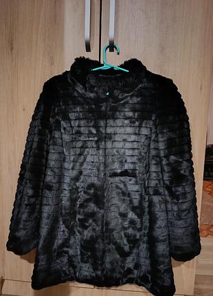 Шуба жіноча