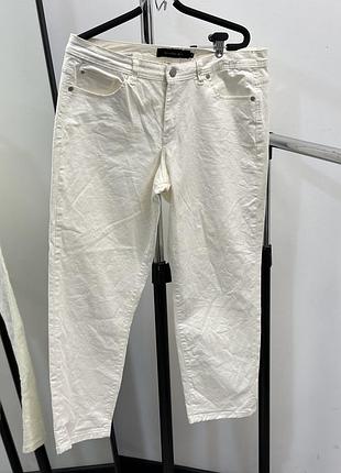 Білі стрейчові джинси calvin klein