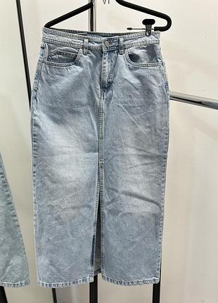 Джинсова міді спідниця moodo