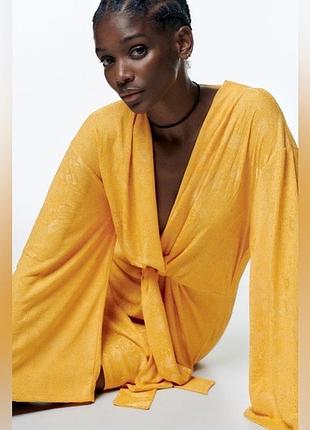 Zara трендовое жаккардовое/ узел/ рукав кимоно платье размер м