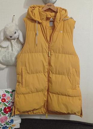 Жилетка. безрукавка. бренд brakeburn, британия.