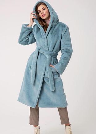 Шуба в кольорі твірні зі штучного хутра. на позмір хс-с, стан чудовий, тепла, буде на хооодну зиму.