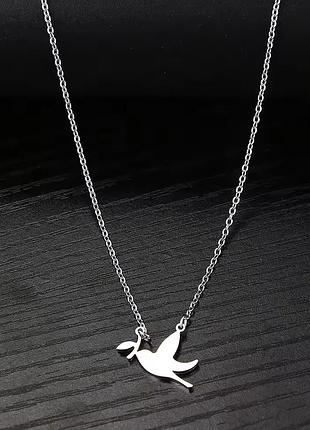 Цепочка с птичкой голубь ласточка горлица нержавеющая сталь