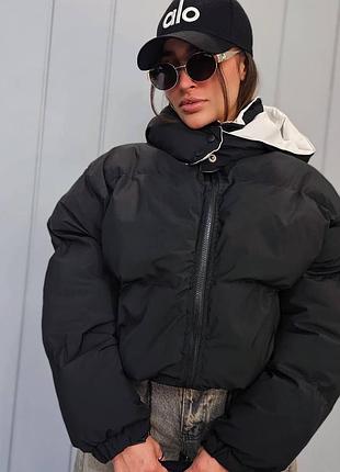 Куртка в трендовых цветах