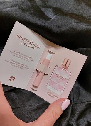 Туалетная вода для женщин givenchy irresistible eau fraiche 1 мл vial