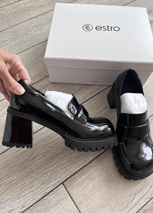 Туфлі лофери