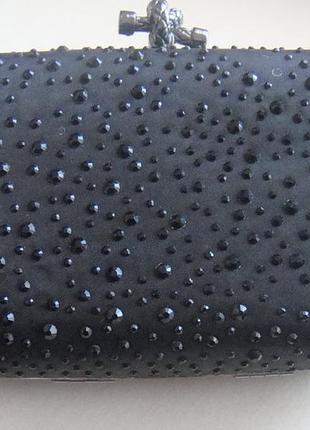 Продам оригинальный клатч черного цвета.