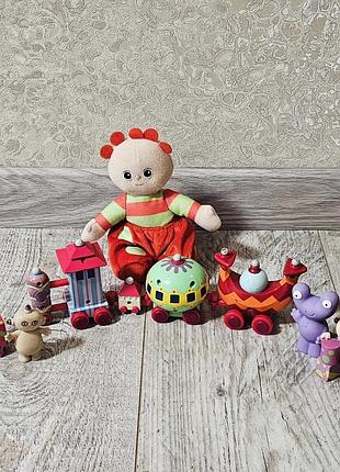 Потяг in the night garden з фігурками та м'якою іграшкою.