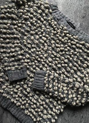 Шерстяной свитер