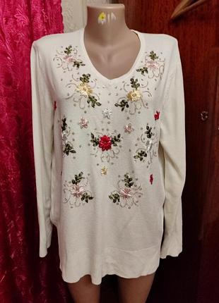 Джемпер жіночий, вишивка, бісер, паєтки.