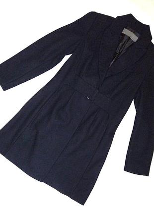 Черное приталенное пальто zara 70% шерсть