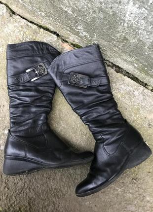 Шкіряні теплі чоботи