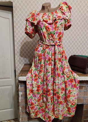 Платье вискозное в цветочный принт