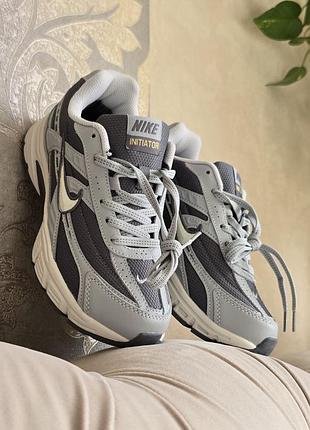 Кроссовки женские утепленные nike initiator termo grey термо