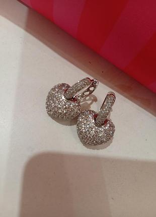 Сережки ,фіаніти
